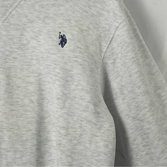 U.S. Polo Assn. Men's Light Gray Pullover Crew Neck Sweater Size Medium - Picture 6 of 16